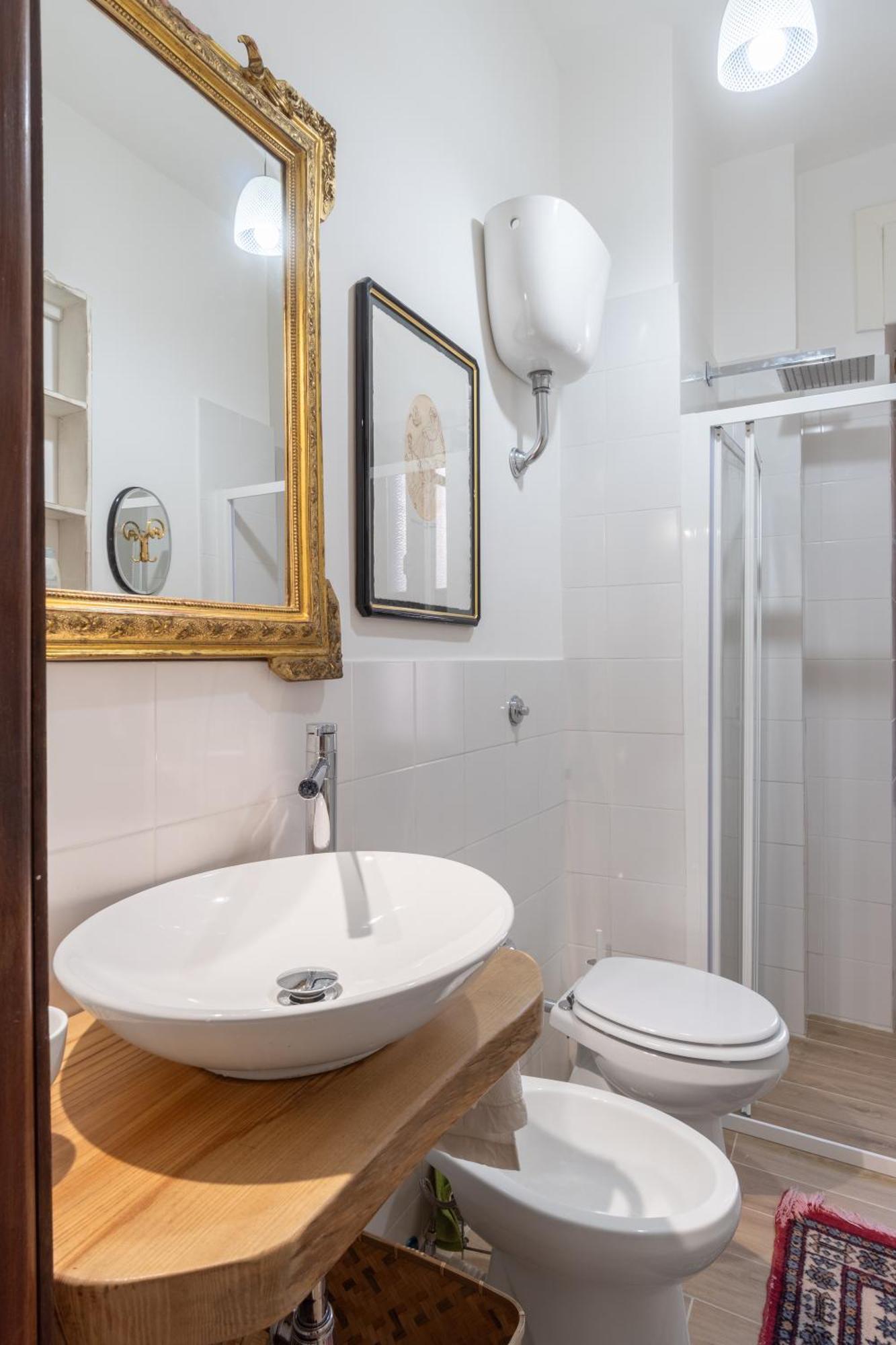 Casa Angelina Via Mercanti Centro Storico * Salerno